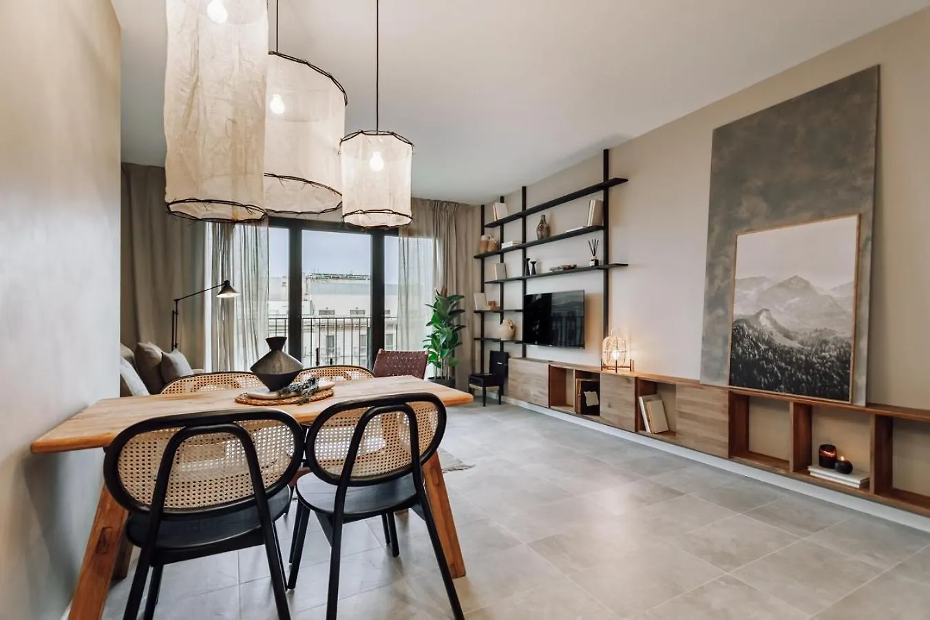 Lejlighed Mont - 2 Bedrooms And Office In Eixample Esquerra Barcelona