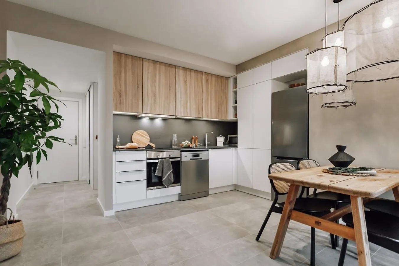 Mont - 2 Bedrooms And Office In Eixample Esquerra Barcelona Lejlighed