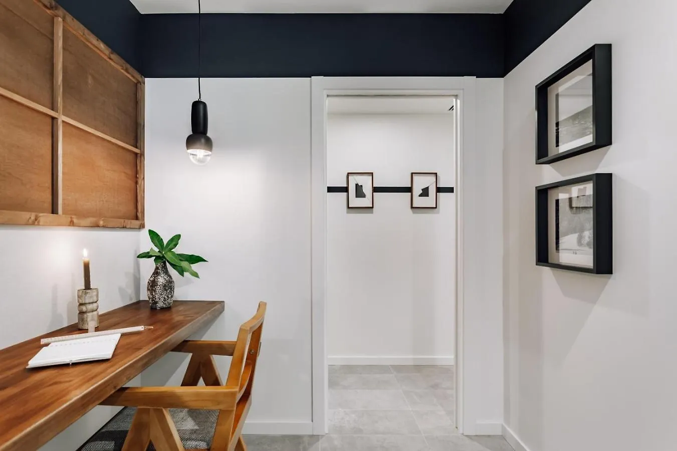 Mont - 2 Bedrooms And Office In Eixample Esquerra Barcelona Lejlighed