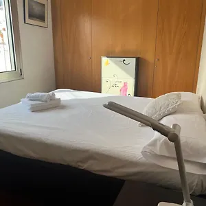 Apartment Sagrada Familia